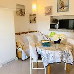 Bilocale Degli Oleandri Vista Mare Διαμέρισμα Porto Taverna