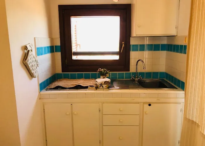 Appartamento Bilocale Degli Oleandri Vista Mare Porto Taverna